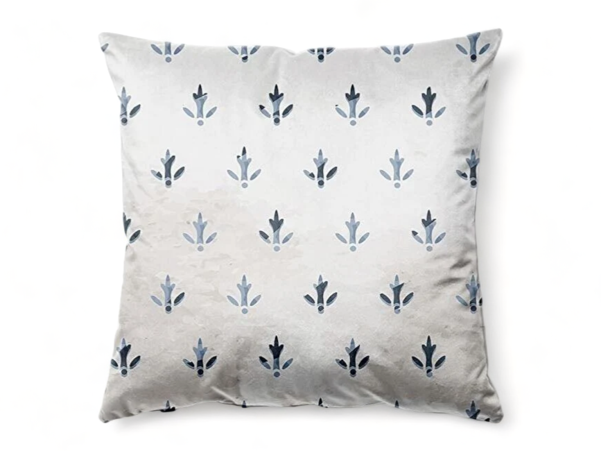 4-Piece Pillow Cover Set – Design 007